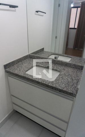 Apartamento à venda com 37m², 2 quartos e sem vagaBanheiro