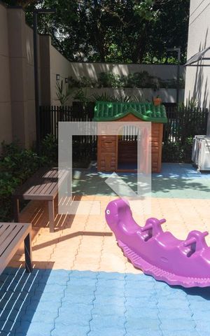 Apartamento à venda com 37m², 2 quartos e sem vagaÁrea comum