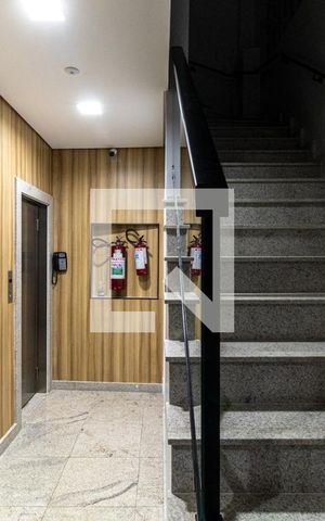 Apartamento à venda com 49m², 1 quarto e sem vagaElevadores