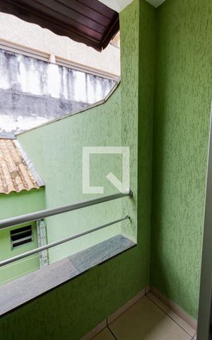 Casa à venda com 320m², 4 quartos e 4 vagas Casa à venda com 320m², 4 quartos e 4 vagasVaranda da Suíte 1