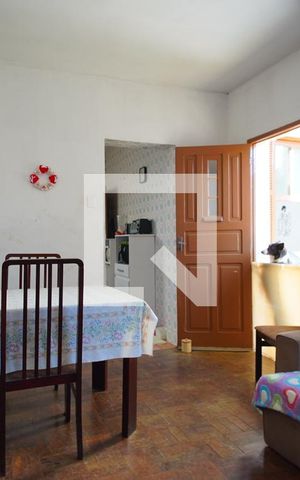 Casa à venda com 163m², 3 quartos e 1 vagaSala de estar