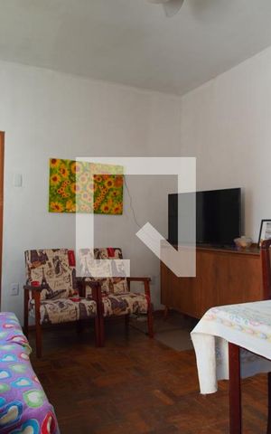 Casa à venda com 163m², 3 quartos e 1 vagaSala de estar