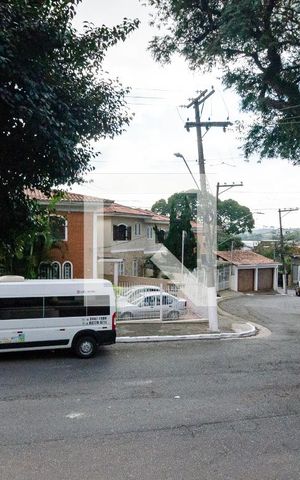 Casa à venda com 500m², 3 quartos e 2 vagas Casa à venda com 500m², 3 quartos e 2 vagasVista da Varanda
