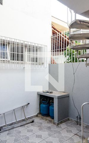Casa à venda com 500m², 3 quartos e 2 vagas Casa à venda com 500m², 3 quartos e 2 vagasQuintal