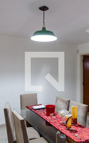 Casa à venda com 500m², 3 quartos e 2 vagas Casa à venda com 500m², 3 quartos e 2 vagasSala
