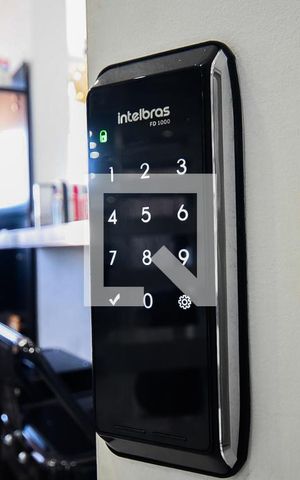 Apartamento à venda com 89m², 3 quartos e sem vaga Apartamento à venda com 89m², 3 quartos e sem vagaFechadura eletrônica