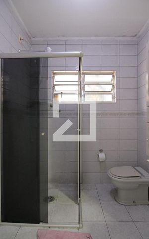 Casa à venda com 158m², 4 quartos e 2 vagasBanheiro