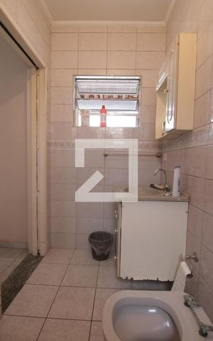 Casa à venda com 158m², 4 quartos e 2 vagasBanheiro