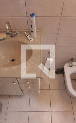 Casa à venda com 158m², 4 quartos e 2 vagasBanheiro