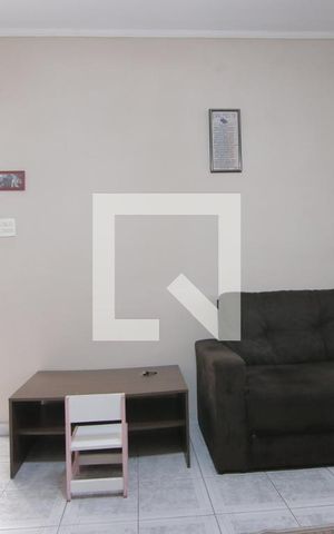 Casa à venda com 158m², 4 quartos e 2 vagasSala