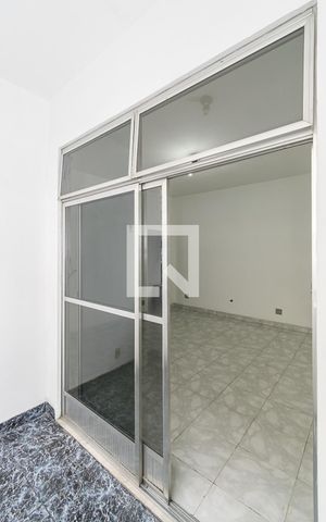 Apartamento para alugar com 111m², 3 quartos e sem vaga Apartamento para alugar com 111m², 3 quartos e sem vagaVaranda da Sala