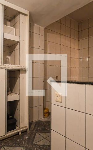 Casa à venda com 165m², 3 quartos e 2 vagasCozinha e Área de Serviço