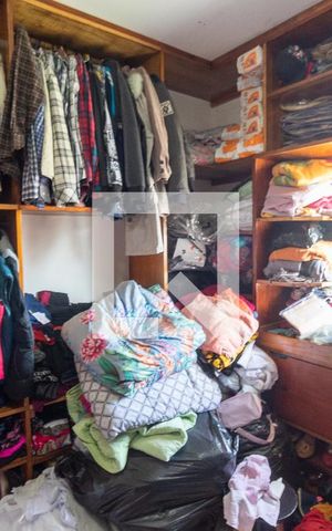 Casa à venda com 197m², 4 quartos e 3 vagasCloset da suíte