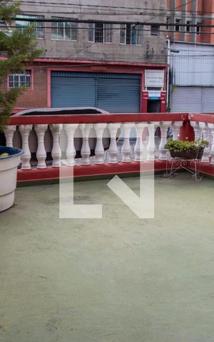 Casa à venda com 164m², 4 quartos e 1 vaga Casa à venda com 164m², 4 quartos e 1 vagaQuintal