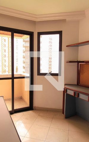 Apartamento à venda com 170m², 3 quartos e 3 vagasQuarto 4