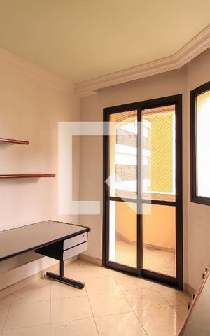 Apartamento à venda com 170m², 3 quartos e 3 vagasQuarto 4