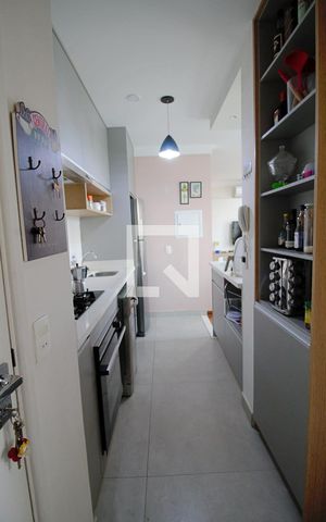 Apartamento à venda com 57m², 2 quartos e 2 vagasCozinha