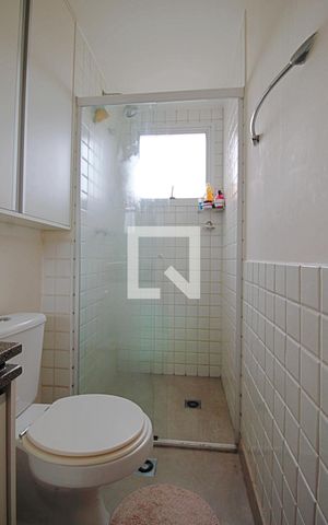 Apartamento à venda com 57m², 2 quartos e 2 vagasBanheiro da Suíte 1