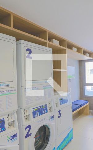 Studio para alugar com 20m², 1 quarto e sem vaga Studio para alugar com 20m², 1 quarto e sem vagaLavanderia