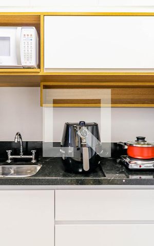 Studio para alugar com 20m², 1 quarto e sem vaga Studio para alugar com 20m², 1 quarto e sem vagaCozinha