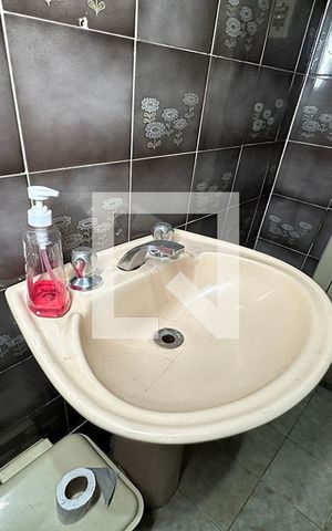 Casa à venda com 150m², 3 quartos e 1 vagaBanheiro