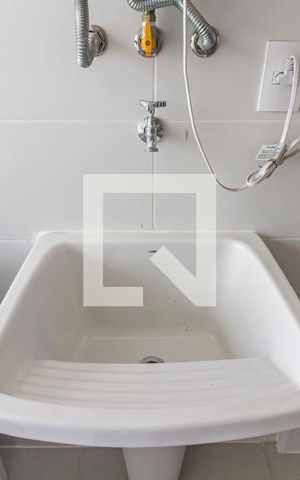 Apartamento à venda com 99m², 2 quartos e 2 vagasÁrea de Serviço