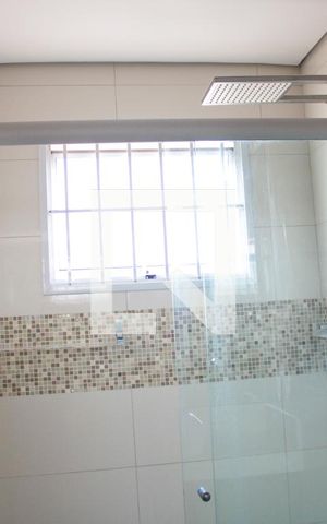 Casa à venda com 281m², 3 quartos e 3 vagas Casa à venda com 281m², 3 quartos e 3 vagasBANHEIRO SUITE
