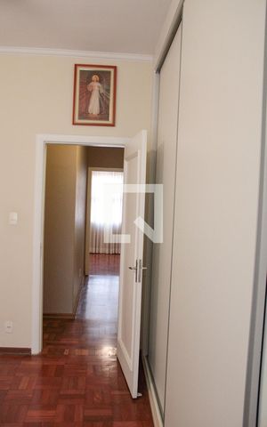 Casa à venda com 281m², 3 quartos e 3 vagas Casa à venda com 281m², 3 quartos e 3 vagasQUARTO 1