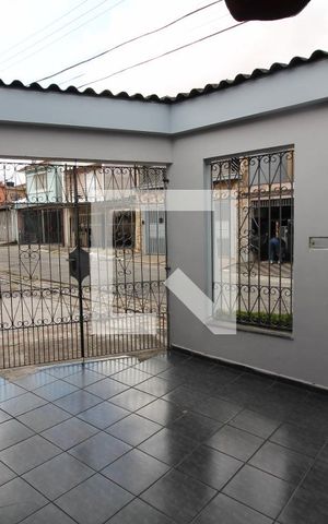 Casa à venda com 182m², 5 quartos e 3 vagasGaragem
