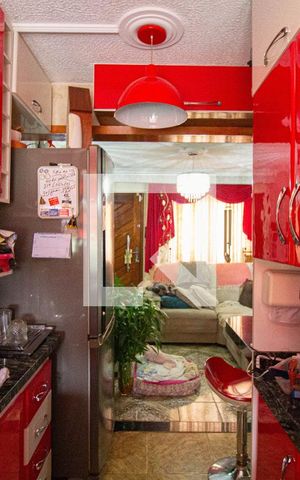 Apartamento à venda com 34m², 2 quartos e 1 vaga Apartamento à venda com 34m², 2 quartos e 1 vagaCozinha e Área de Serviço
