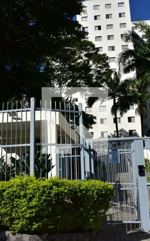 Apartamento à venda com 65m², 2 quartos e 1 vagaFachada e portaria