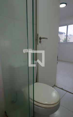 Apartamento para alugar com 83m², 3 quartos e 2 vagas Apartamento para alugar com 83m², 3 quartos e 2 vagasBanheiro