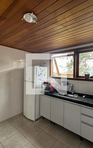 Casa de condomínio à venda com 132m², 3 quartos e 3 vagasCozinha - Torneira