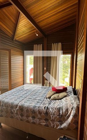Casa de condomínio à venda com 132m², 3 quartos e 3 vagasQuarto 3