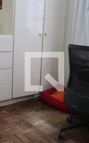 Casa à venda com 300m², 4 quartos e 2 vagasQuarto