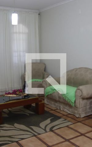 Casa à venda com 300m², 4 quartos e 2 vagasSala