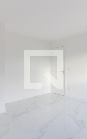 Casa de condomínio à venda com 467m², 4 quartos e 3 vagas Casa de condomínio à venda com 467m², 4 quartos e 3 vagasSuíte 3