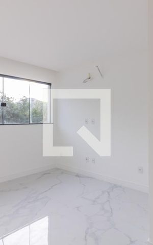 Casa de condomínio à venda com 467m², 4 quartos e 3 vagas Casa de condomínio à venda com 467m², 4 quartos e 3 vagasSuíte 2