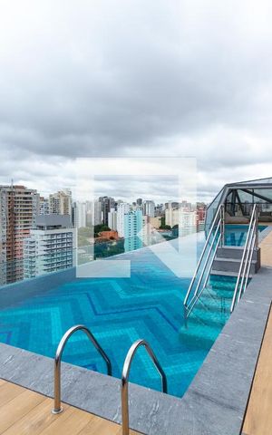 Studio à venda com 36m², 1 quarto e 1 vaga Studio à venda com 36m², 1 quarto e 1 vagaÁrea comum - Piscina
