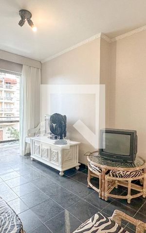 Apartamento para alugar com 102m², 3 quartos e 1 vaga Apartamento para alugar com 102m², 3 quartos e 1 vagaSala