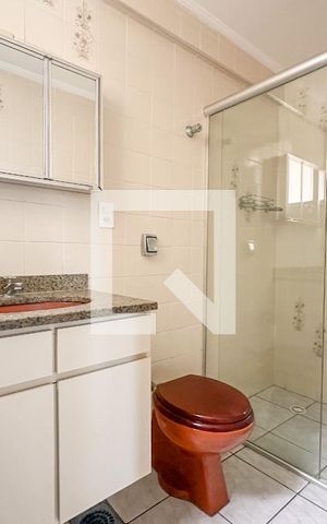 Apartamento para alugar com 102m², 3 quartos e 1 vaga Apartamento para alugar com 102m², 3 quartos e 1 vagaBanheiro 1