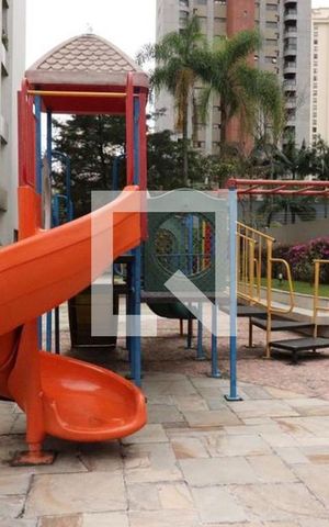 Apartamento à venda com 95m², 3 quartos e 2 vagas Apartamento à venda com 95m², 3 quartos e 2 vagasÁrea Comum - Playground