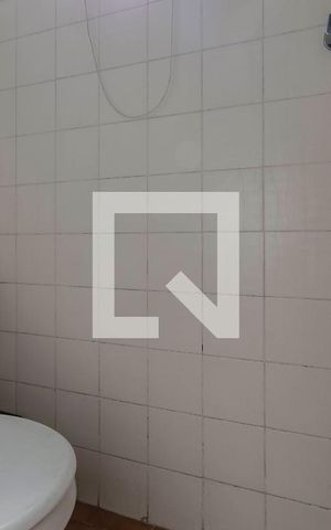 Apartamento à venda com 95m², 3 quartos e 2 vagas Apartamento à venda com 95m², 3 quartos e 2 vagasBanheiro de serviço