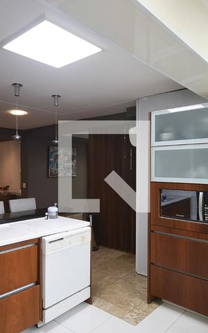 Apartamento à venda com 220m², 3 quartos e 5 vagas Apartamento à venda com 220m², 3 quartos e 5 vagasCozinha da cobertura