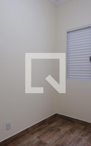 Casa à venda com 110m², 3 quartos e 2 vagasQuarto 3