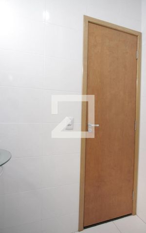 Casa à venda com 110m², 3 quartos e 2 vagasBanheiro