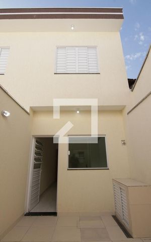 Casa à venda com 110m², 3 quartos e 2 vagasEntrada