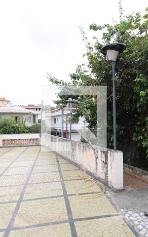 Casa à venda com 300m², 3 quartos e 2 vagasÁrea de Serviço
