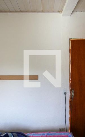 Casa à venda com 360m², 4 quartos e 2 vagas Casa à venda com 360m², 4 quartos e 2 vagasQuarto 4