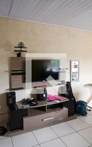 Casa à venda com 360m², 4 quartos e 2 vagas Casa à venda com 360m², 4 quartos e 2 vagasSala 2